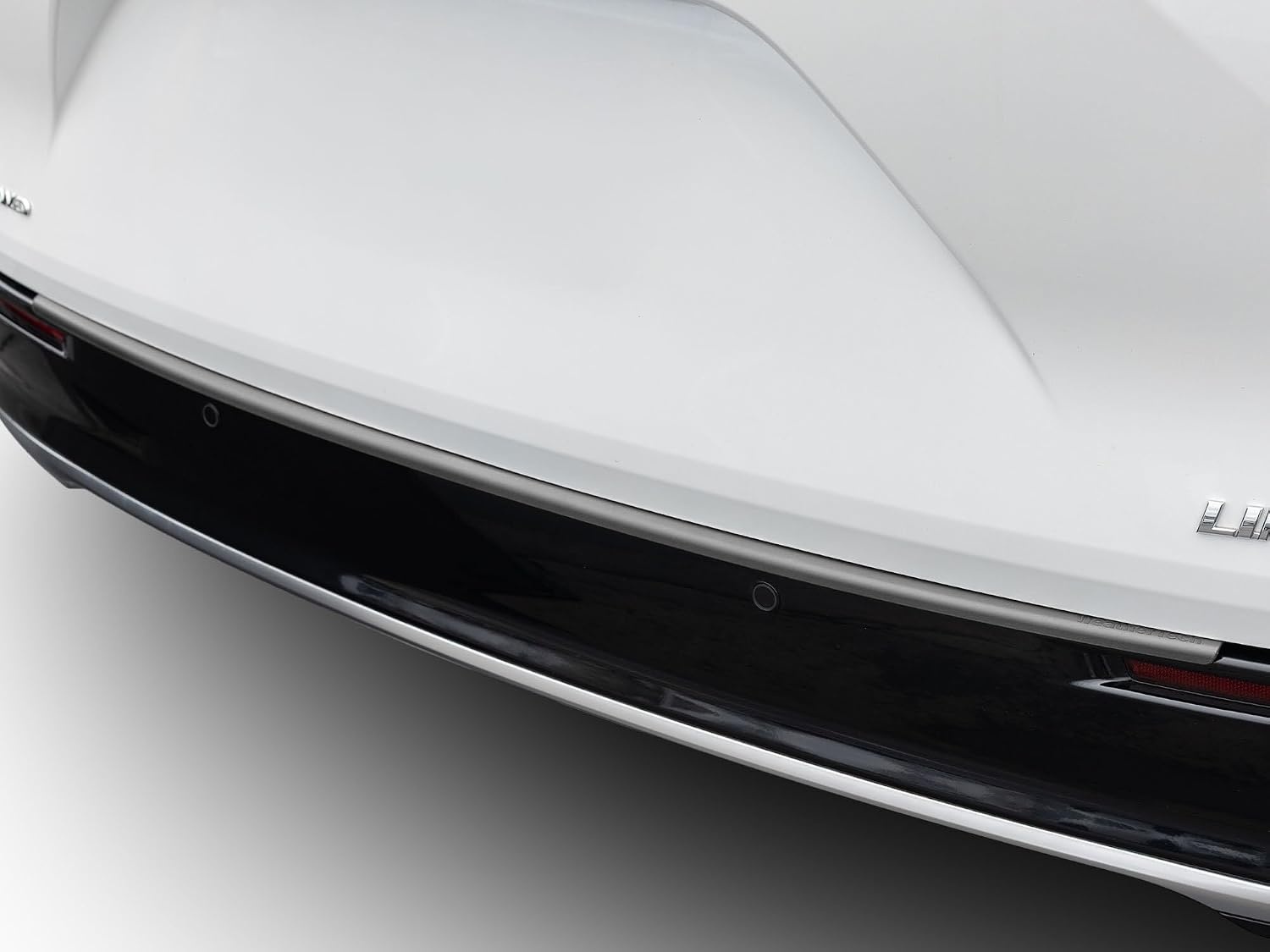 image:imageWeatherTech Custom BumperTopper for Toyota Sienna Rear Bumper Protector BP0026 Black
